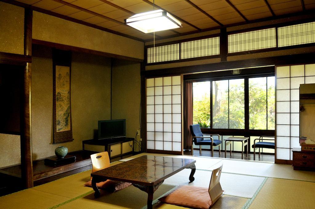 Hitoyoshi Ryokan Phòng bức ảnh