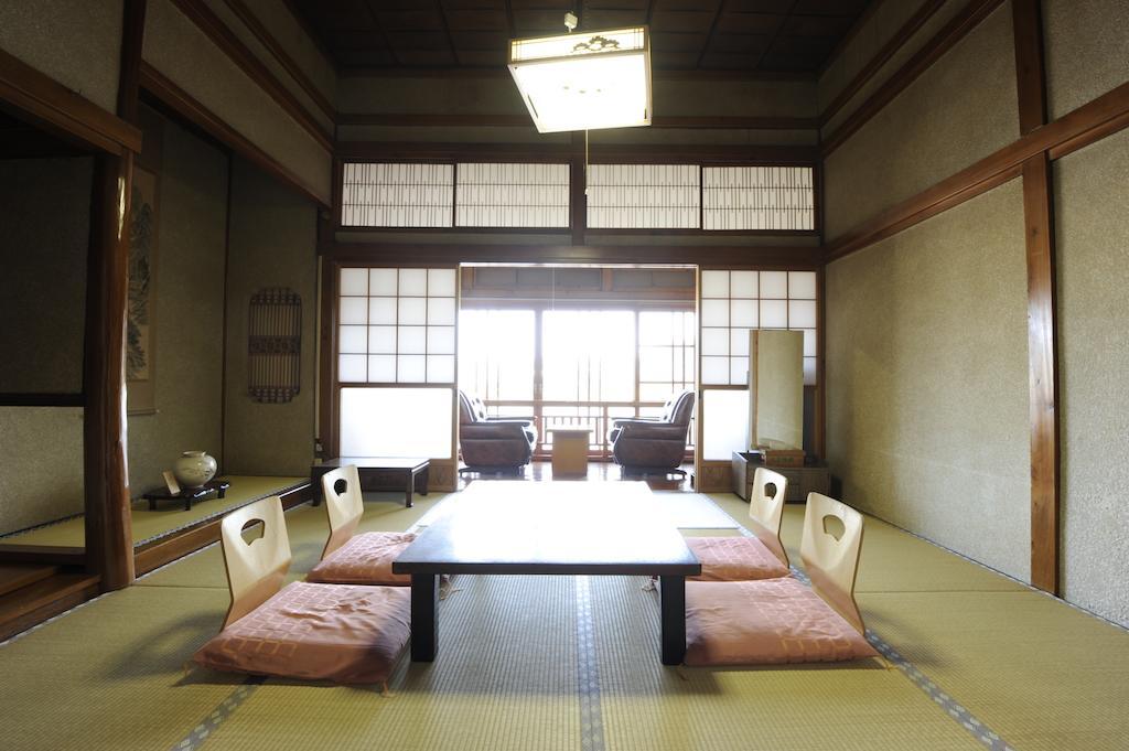 Hitoyoshi Ryokan Phòng bức ảnh